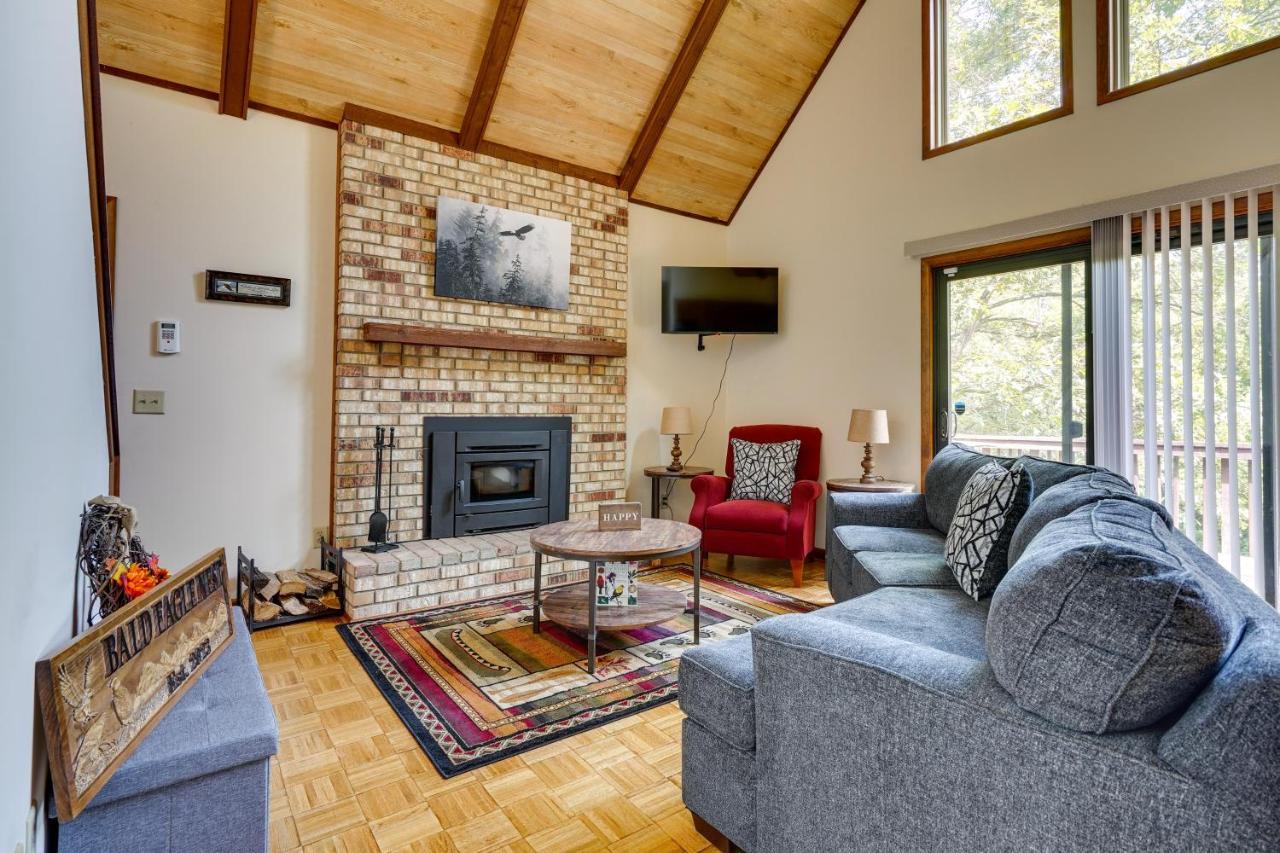 Howard Cabin Rental About 3 Mi To Apple Valley Lake! Mount Vernon Экстерьер фото