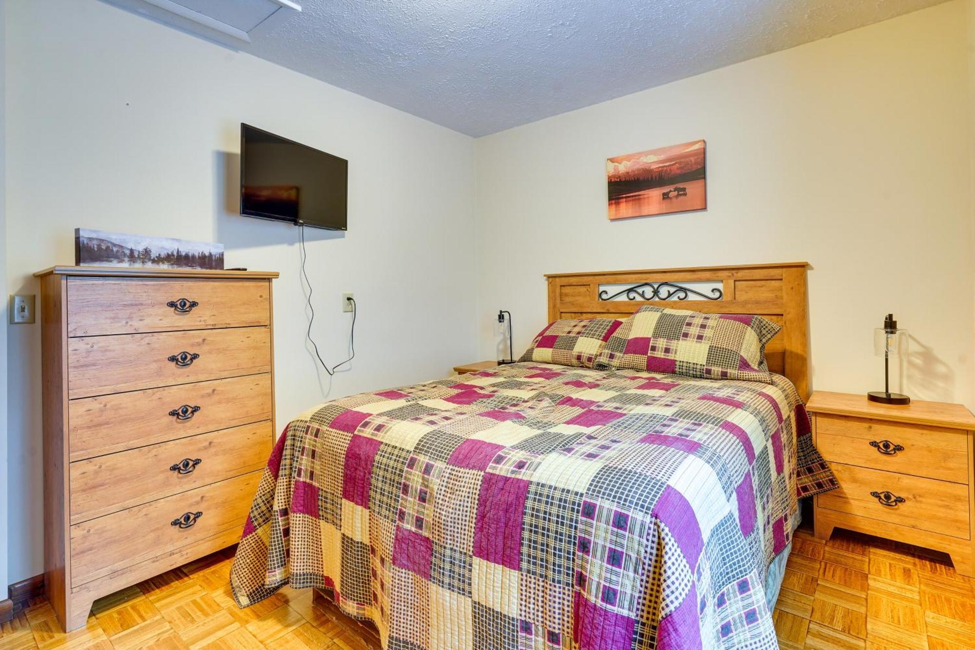 Howard Cabin Rental About 3 Mi To Apple Valley Lake! Mount Vernon Экстерьер фото